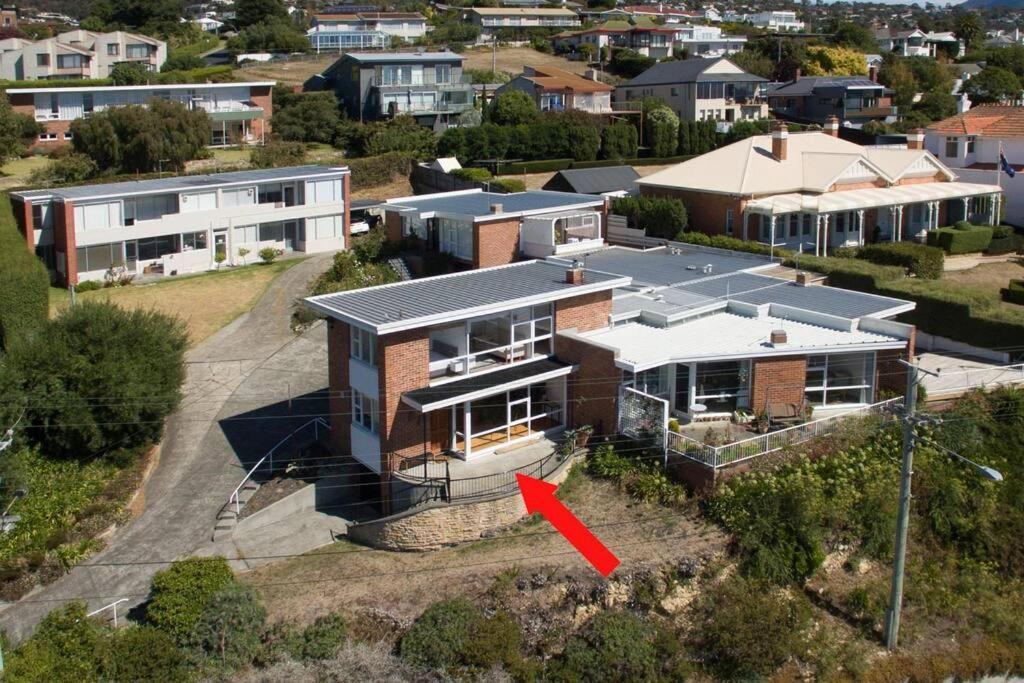 The Tassie - Luxury With Panoramic Water Views Villa Hobart Exterior photo